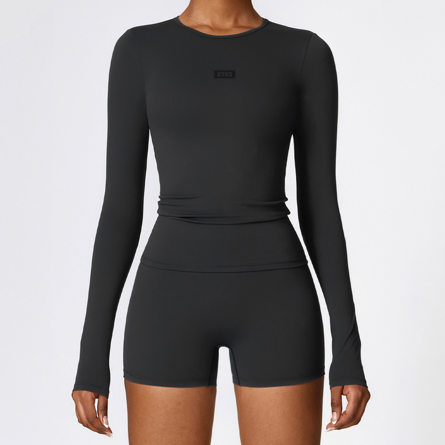 Ensemble lifestyle femme inspiré d’Oysho, tenue sport chic et minimaliste